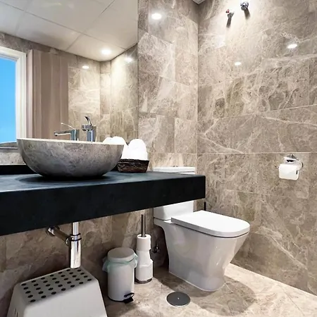 Mshome Oasis Premium En El Mar Apartment Benalmadena