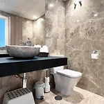 Mshome Oasis Premium En El Mar Appartamento Benalmádena